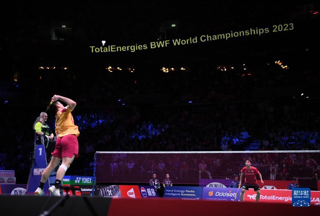 湖人续约浓眉让快船难堪 小卡也有资格为何不能如愿？