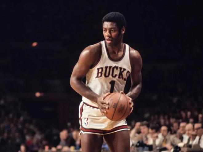 在河道草与 在河道草与