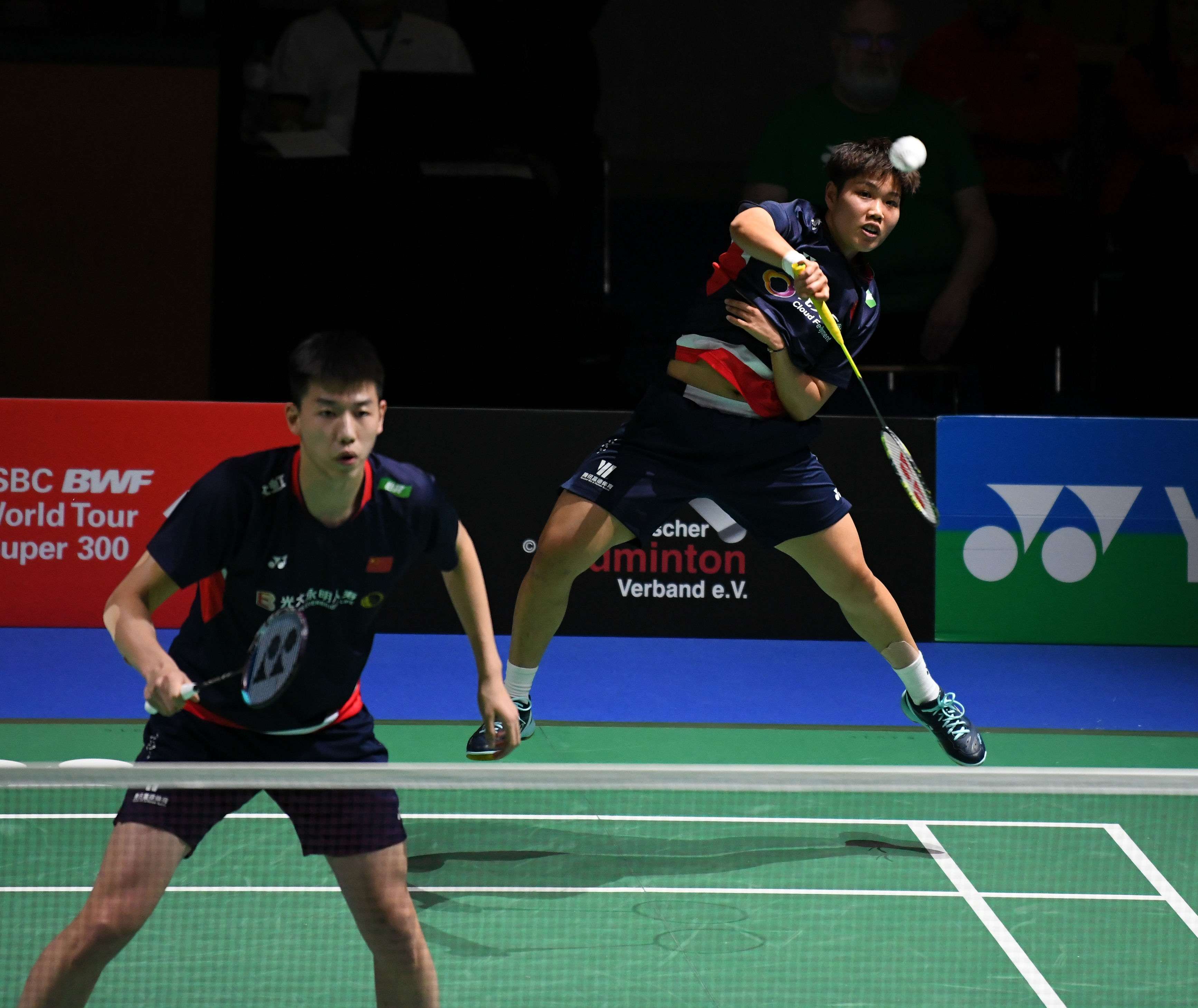 以控球与位 以控球与位